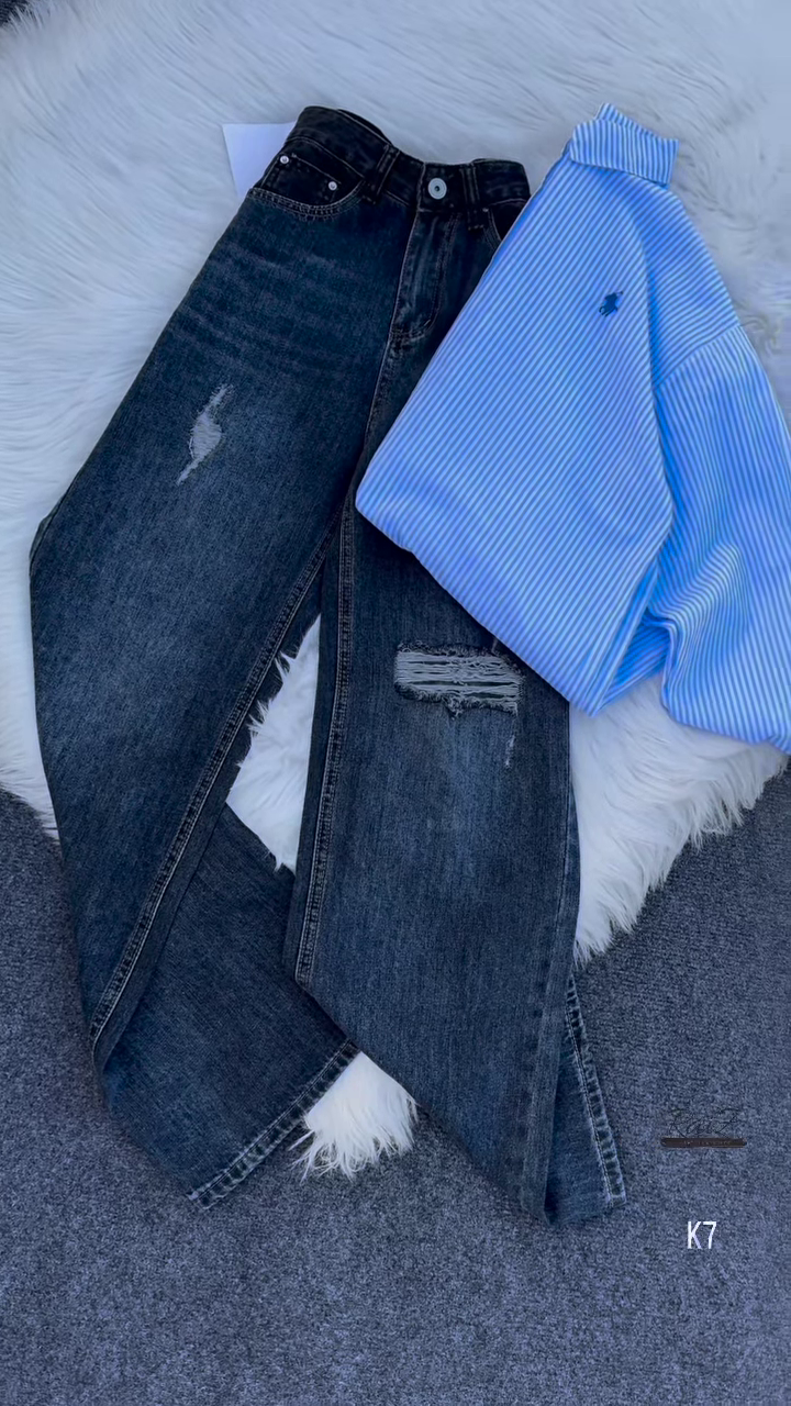 Classic Blue Striped Shirt & Distressed Black Denim – Chic Streetwear