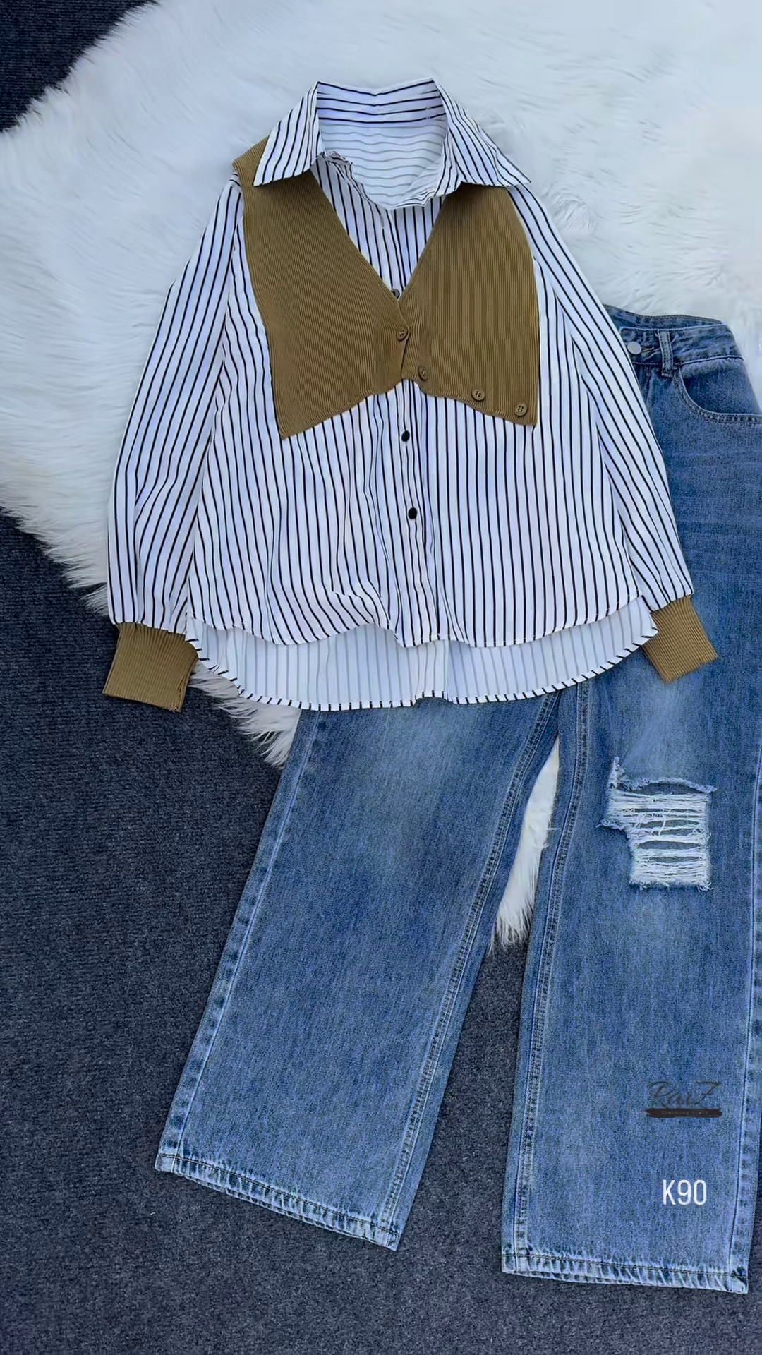 Stylish Striped Shirt with Knit Panel – A Unique Blend of Elegance & Trend