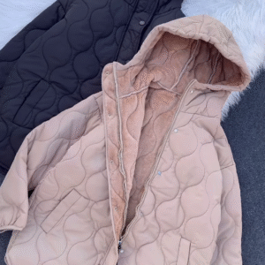Wave-Quilt Puffer Parka – Warm, Lightweight, and Weather-Ready ❄️�
