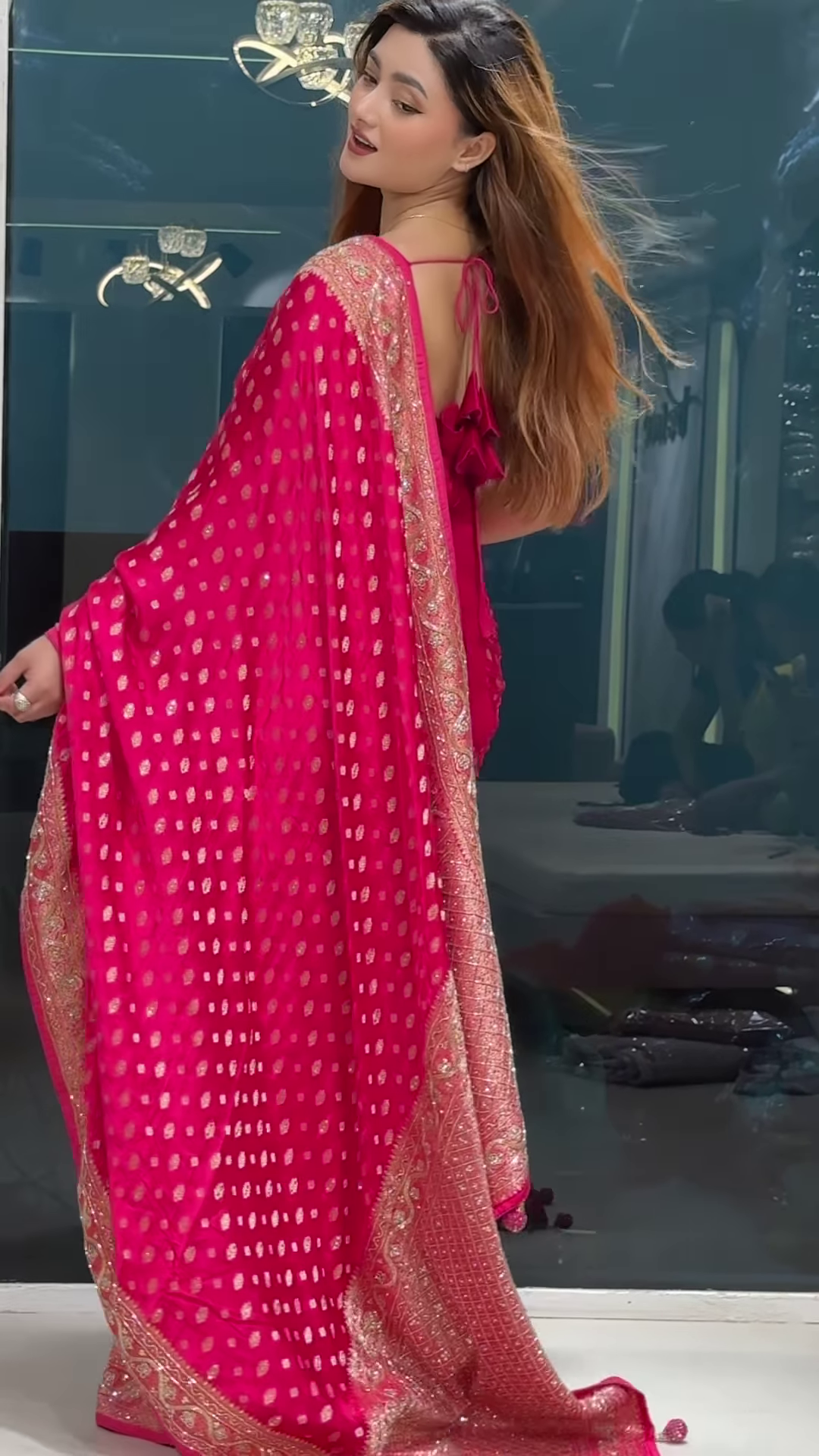 Vibrant Fuchsia Pink Banarasi Silk Saree with Gold Buta and Scalloped Zari Border - Image 4