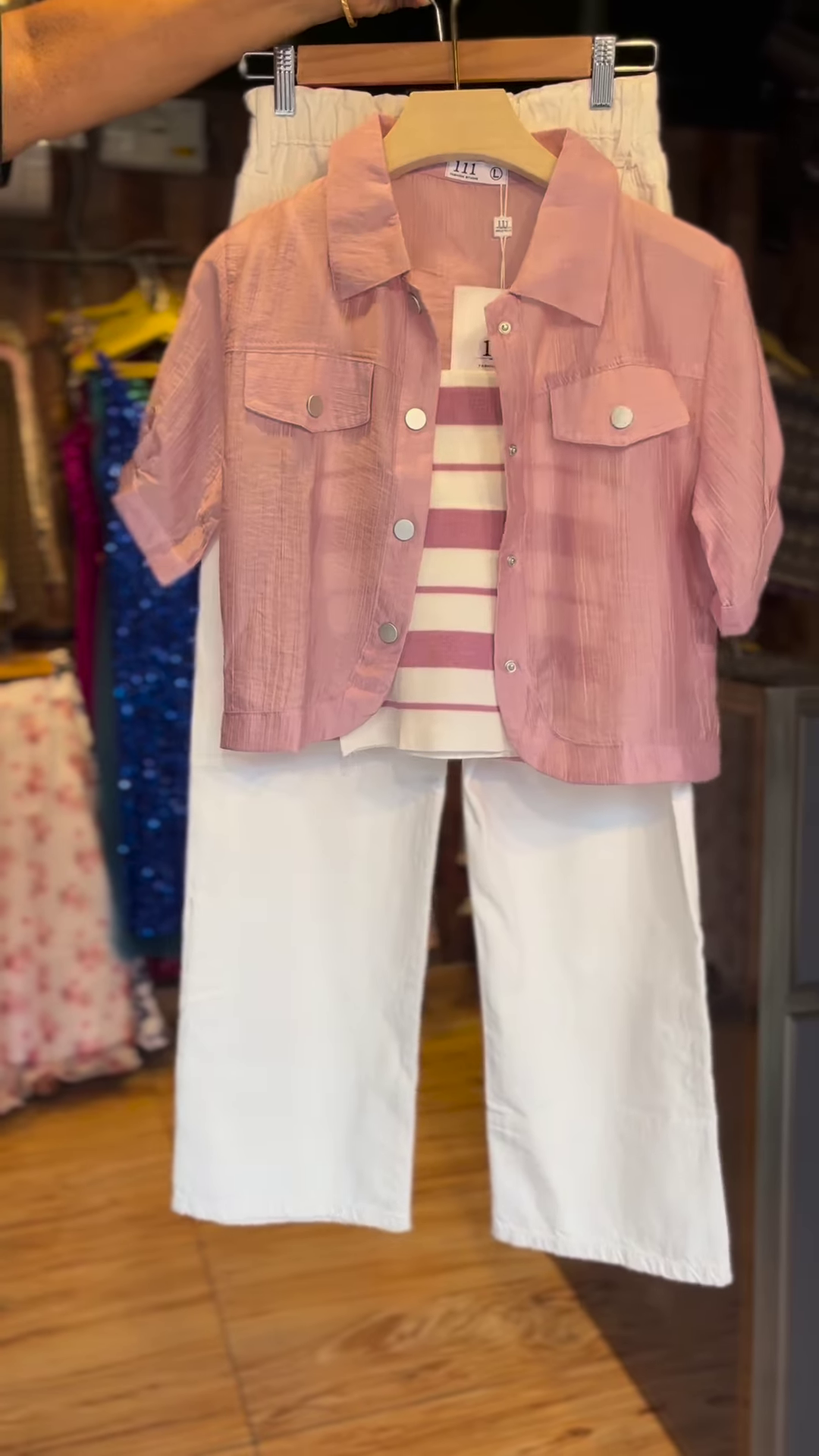 Three-Piece Mauve Striped Shirt with Matching Jacket and White Straight-Leg Trousers - Chic Casual Ensemble