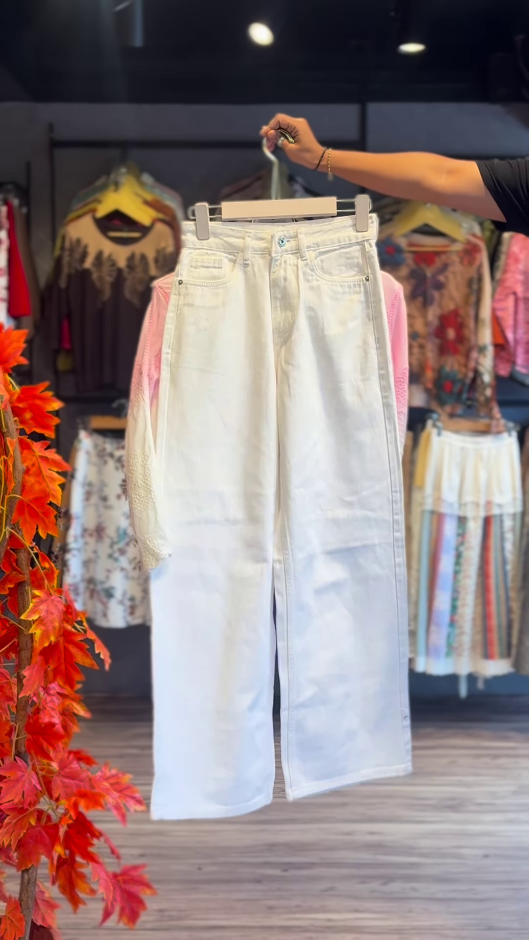 Pink and White Ombre Embroidered Shirt with Scalloped Hem - Image 2