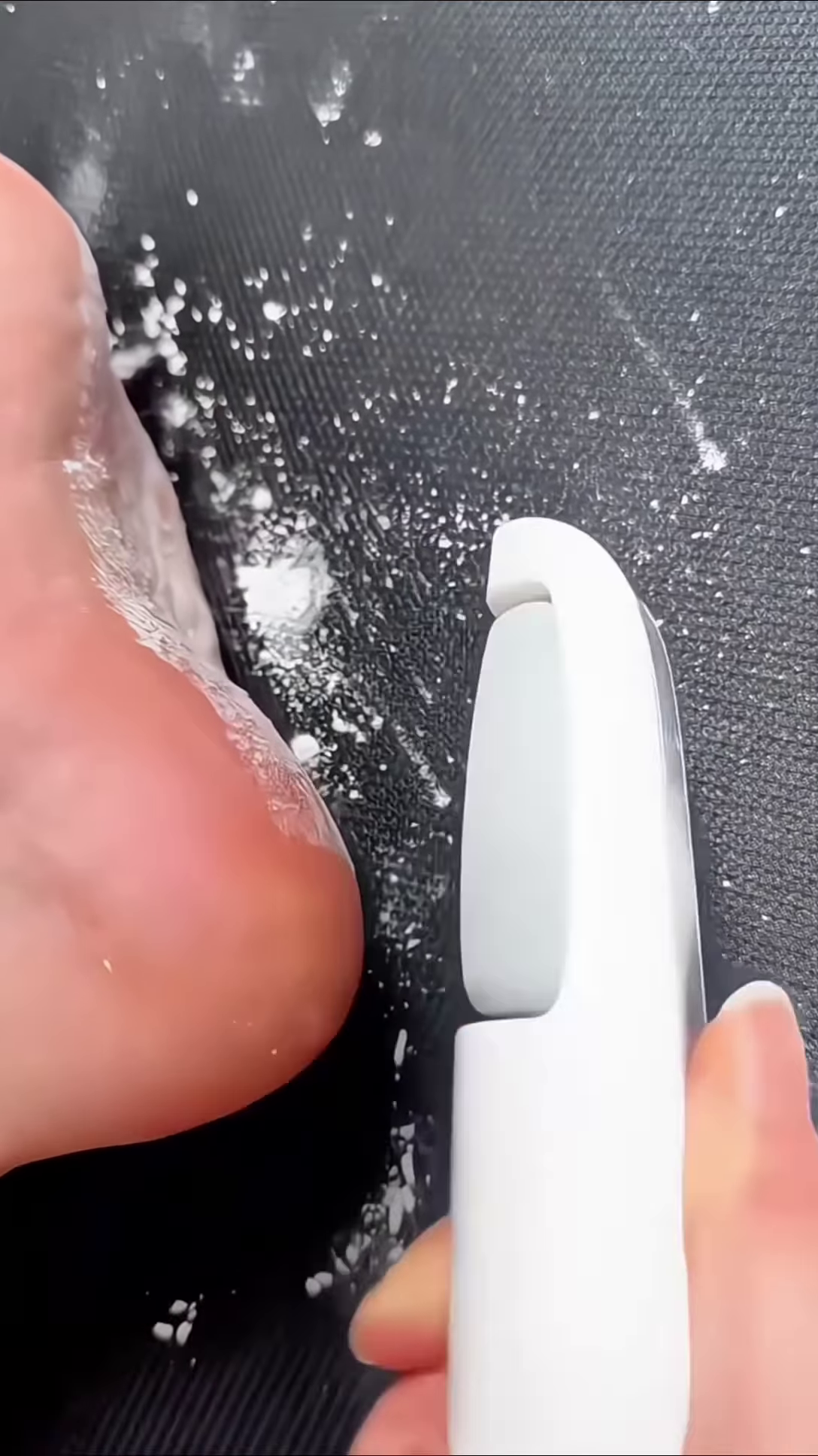 Professional Electronic Foot Scrubber for Smooth Skin Care