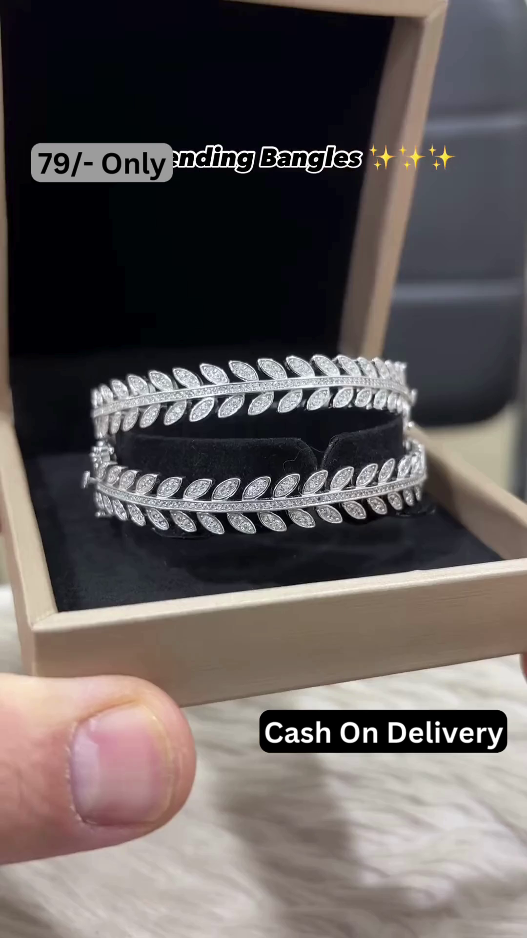 Elegant Silver-Toned Leaf Design Bangle Set with Sparkling CZ Accents - Image 4